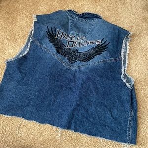 Vintage Harley Davidson Cropped denim vest!